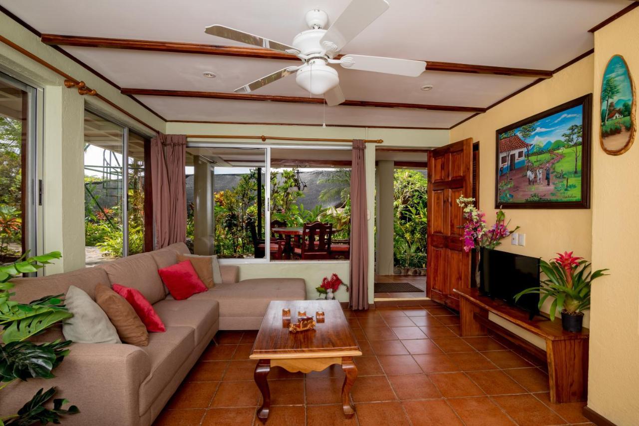 Villas Oasis Manuel Antonio Luaran gambar